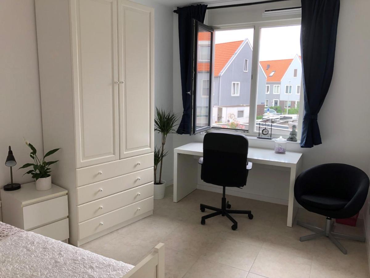 B&B Twiske Zuid, Amsterdam Free Parking エクステリア 写真
